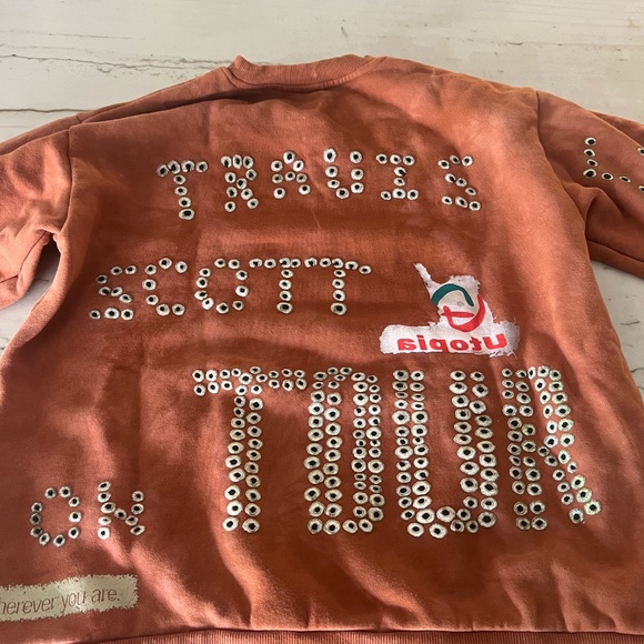 Travis Scott Utopia Circus Maximus 2023 Long Sleeve Sweatshirt - Picture 3 of 6